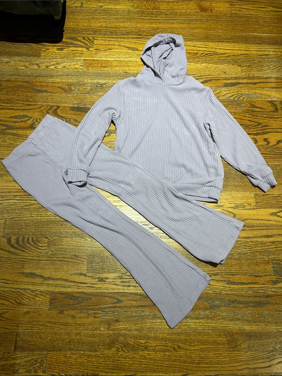 H&M Other - H&M Lavender Ribbed Hoodie and Pants Set